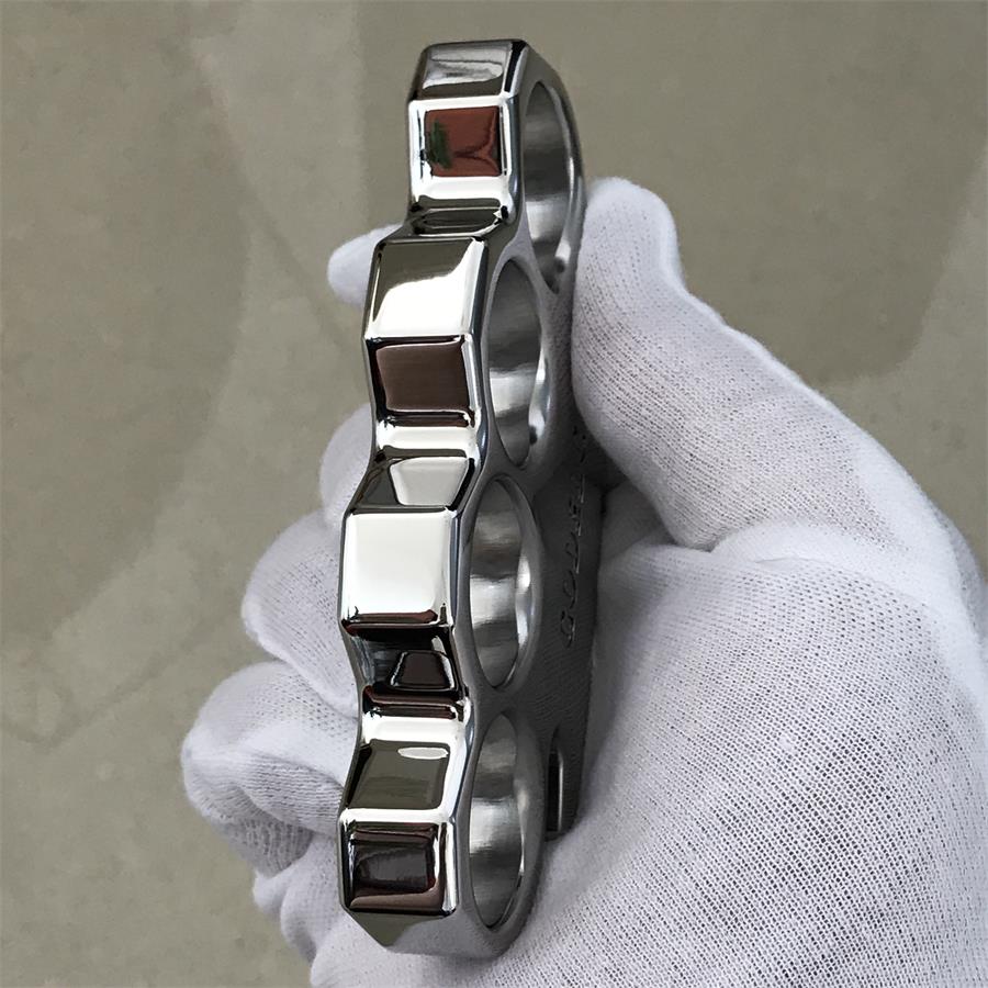 The King GODEDC Solid Classic Mirror Steel Knuckle Duster