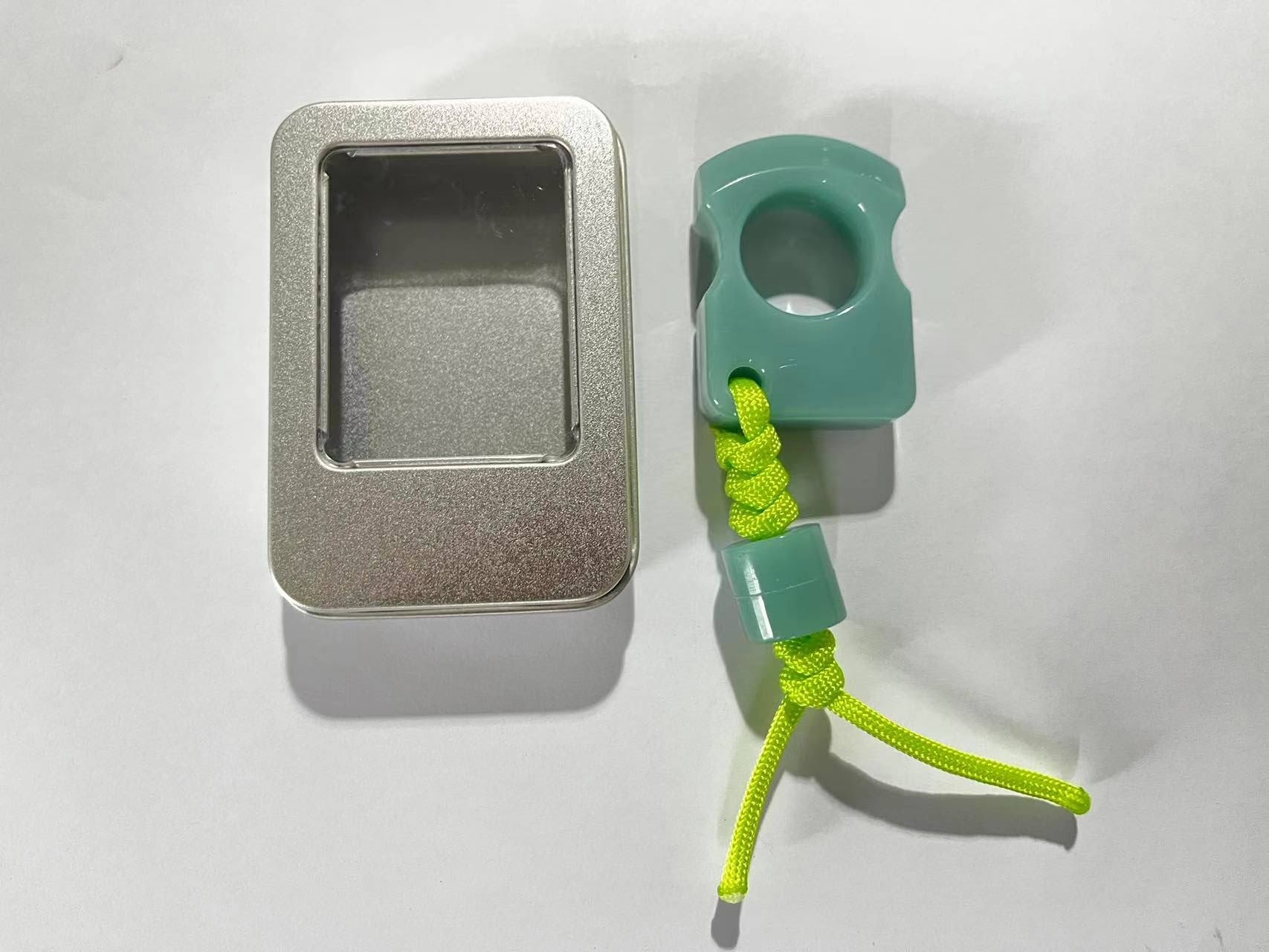 Single Hole PA Plastic Fluorescent Outdoor Portable EDC Outdoor Tool