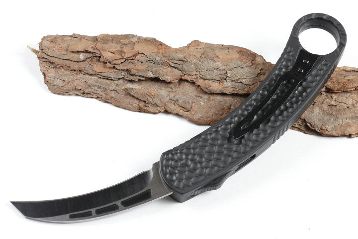 Flying Bird Claw Switchblade