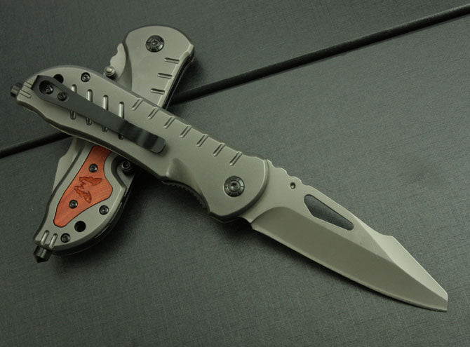 Survival folding knife
