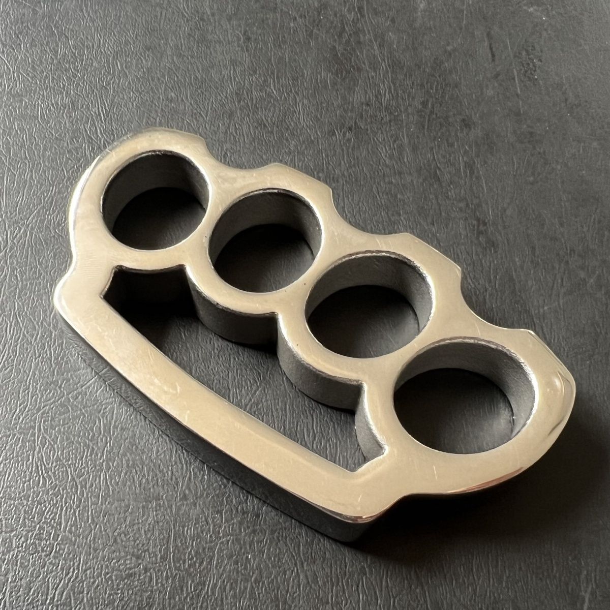 Solid Steel Knuckle Duster Self-Defense Window Breaker EDC Tool
