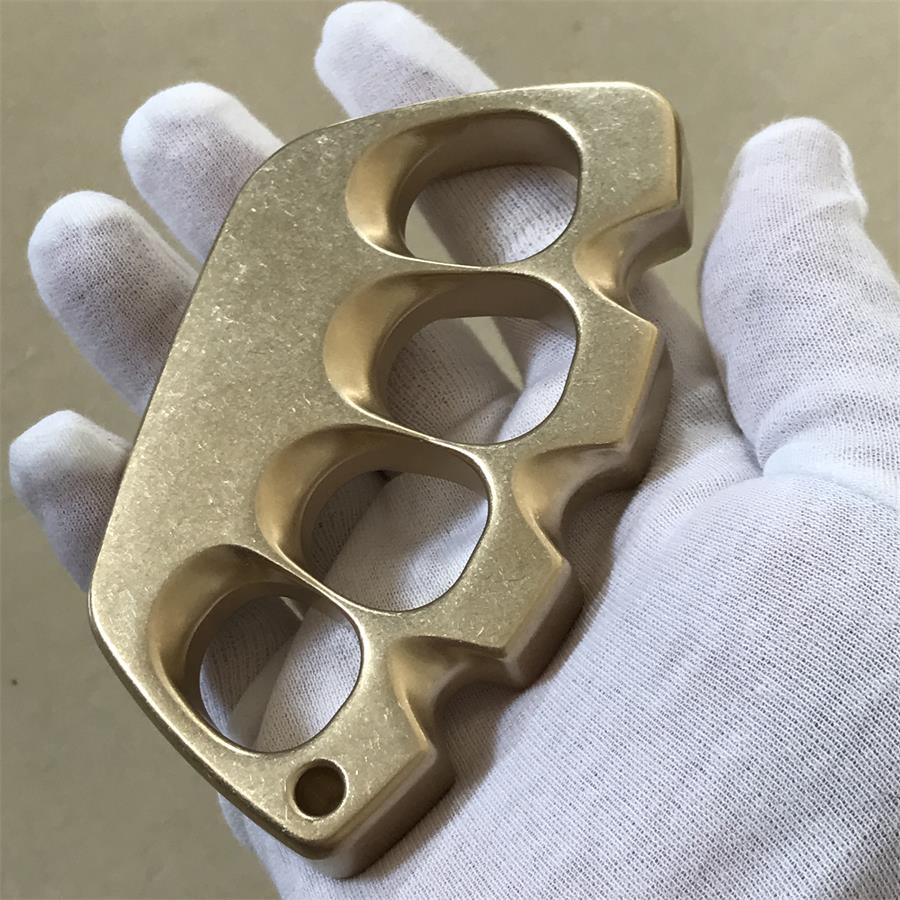 Creative Big Finger Hole Brass Knuckle Dusters
