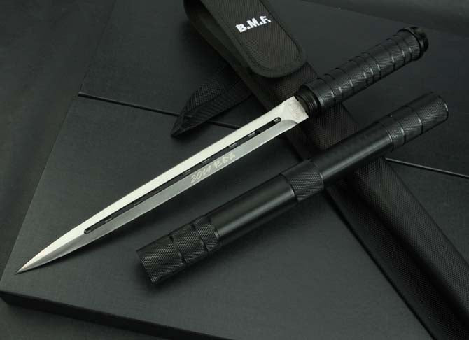 United Commemorative Double-Bladed Baton Knife