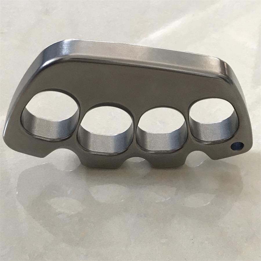 Creative Style Big Finger Hole Titanium Knuckle Dusters
