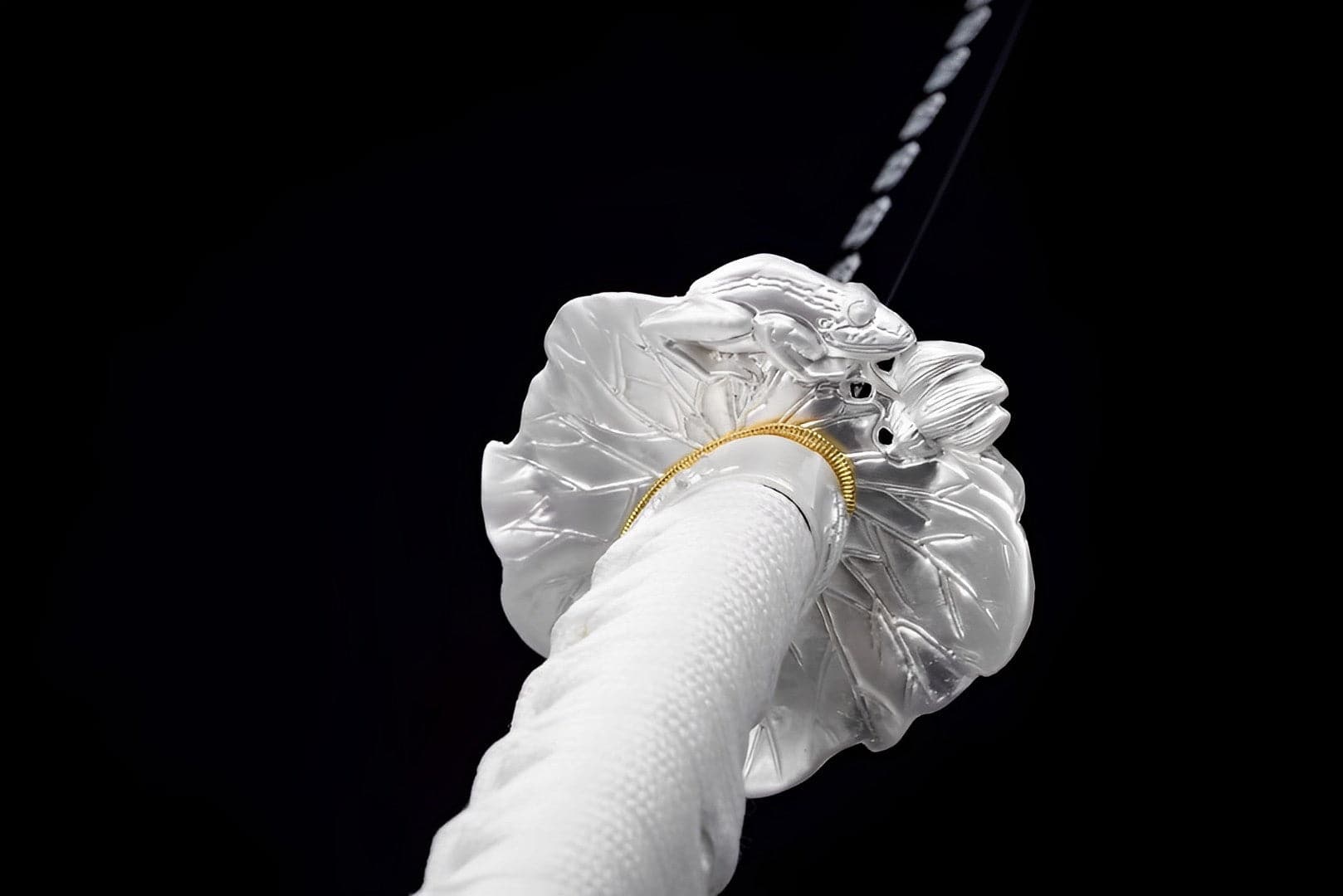 boxkatana Hand Forged Japanese Samurai Katana Fall Moon Sword 9260 SPpring Steel Roasted blue engraving on the blade