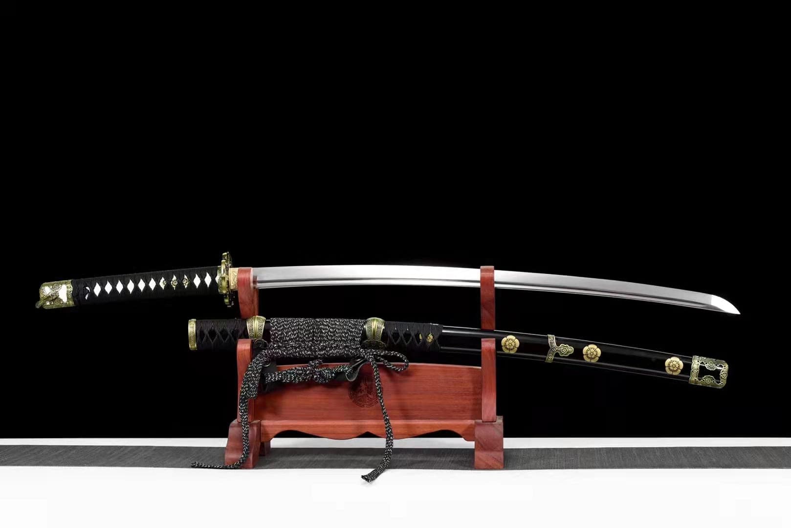 boxkatana High-performance Japanese Tachi Odachi 村雨丸 Spring Steel Exclusive mold opening