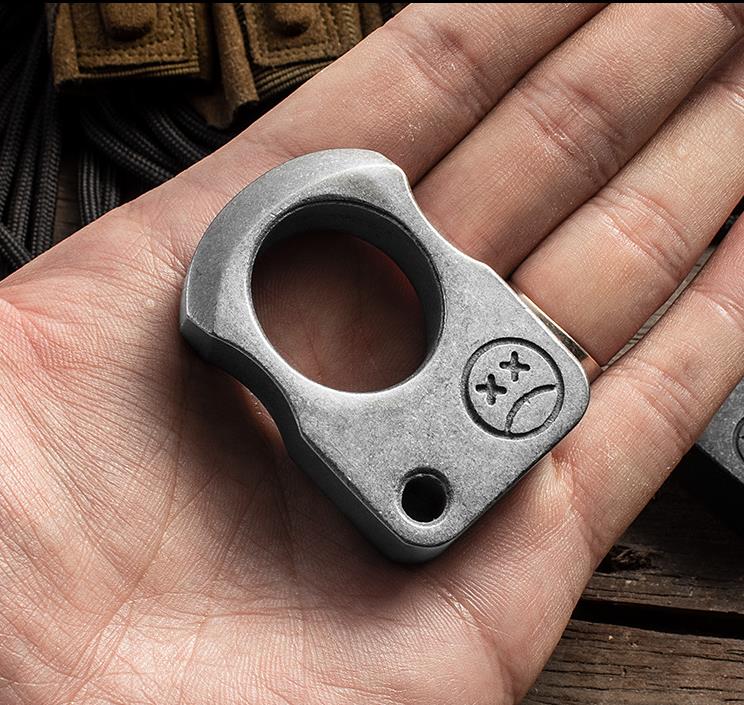 High Quality Steel Self Defense Metal Knuckle Duster Finger Tiger Female Anti Wolf Outdoor Camping Pocket EDC Tool