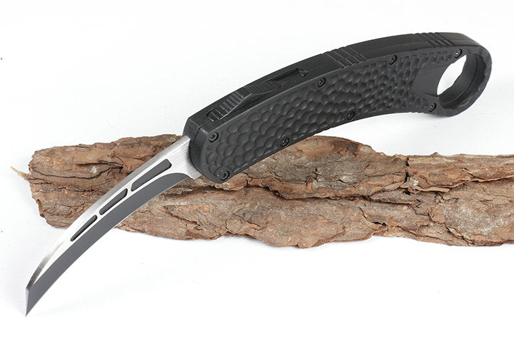 Flying Bird Claw Switchblade