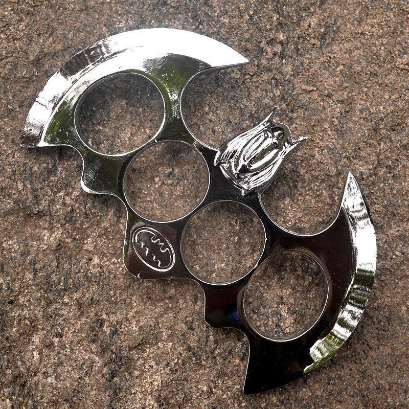 Hot Selling 3-Color Bat Self-Defense Finger Tiger