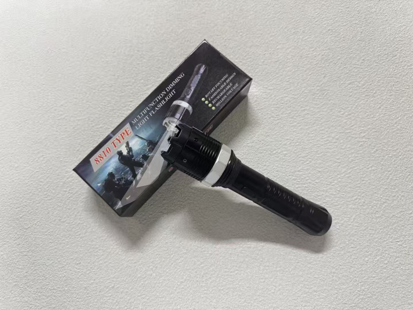 🔥8810 High-Power Flashlight High-powered strobe ligh