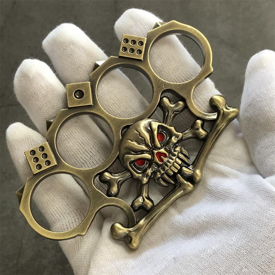 Dice Skull Brass Knuckle Duster Broken Window EDC Tool