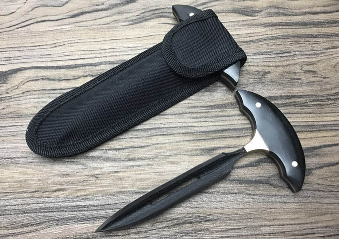 Triangular hand stiletto