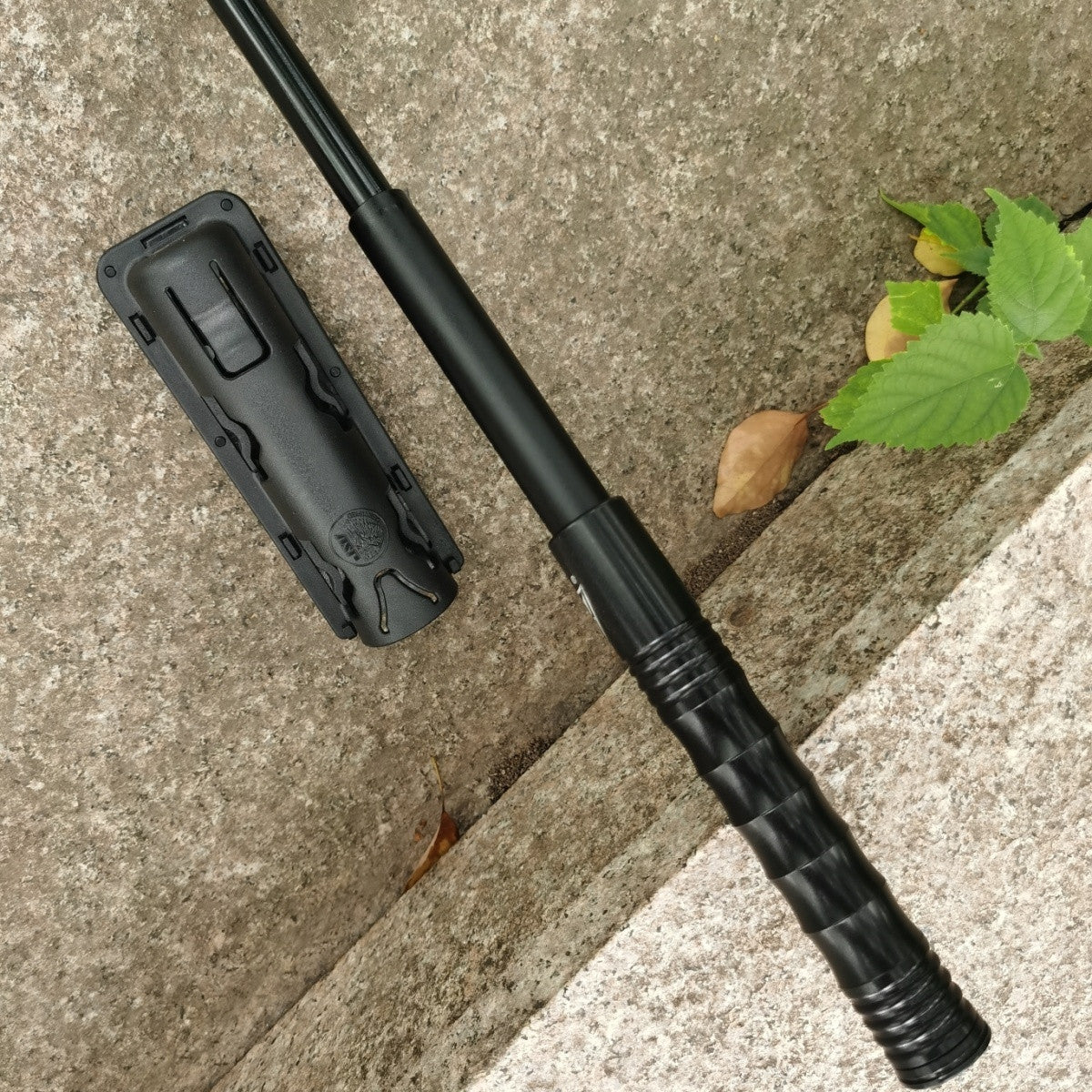 16-inch Lightweight Tapping Mechanical Baton, Telescopic Expandable Baton, Self-Defense Weapon, Portable Lightweight 16-inch Mechanical Stick