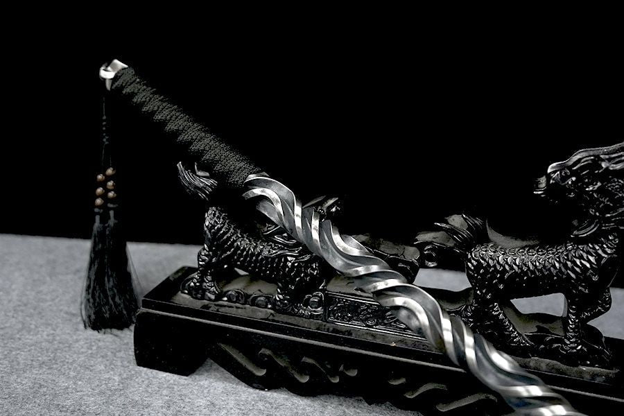 Solid One-Piece Outdoor Tool