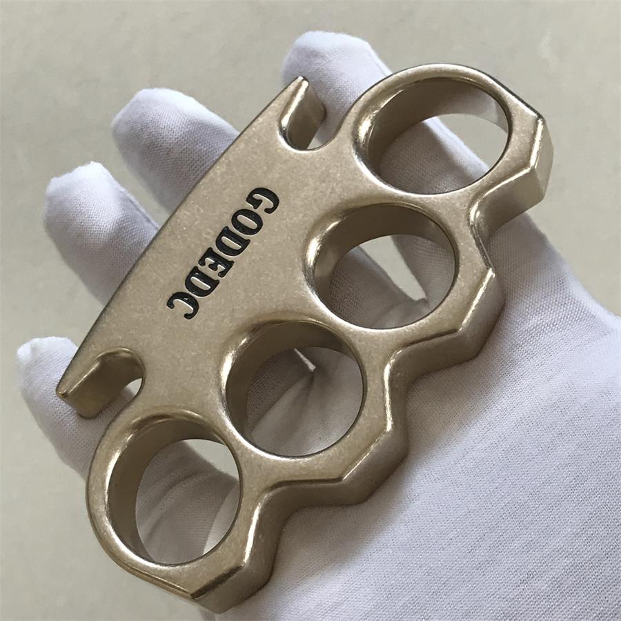 GODEDC KING OF GOD Stonewashed Classic Brass Knuckle Duster