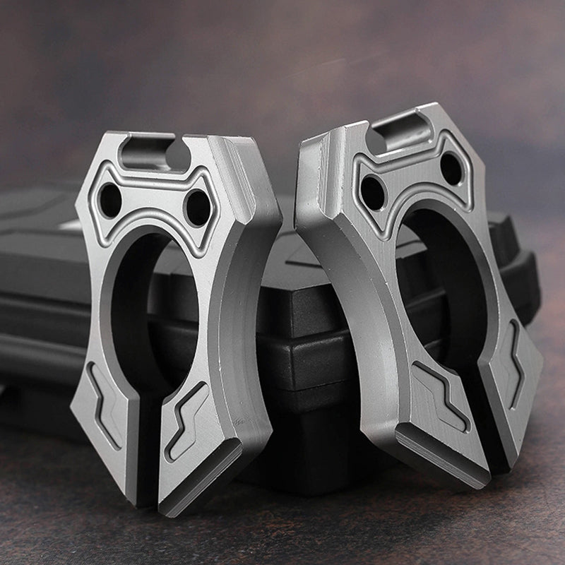 Shocking Thunder - Open Bottle Knuckle Duster