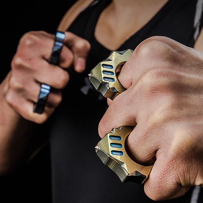 Titanium EDC Brass Knuckles Paperweight - Cakra EDC Gadgets