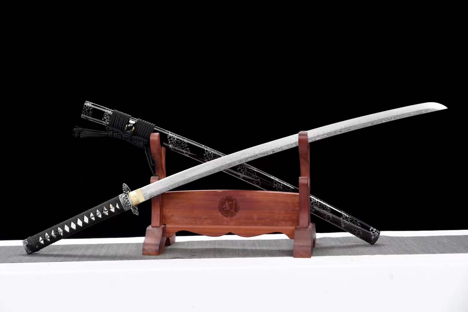 BoxKatana Damascus Samurai Katana [Silver Dragon Fighting Sword]