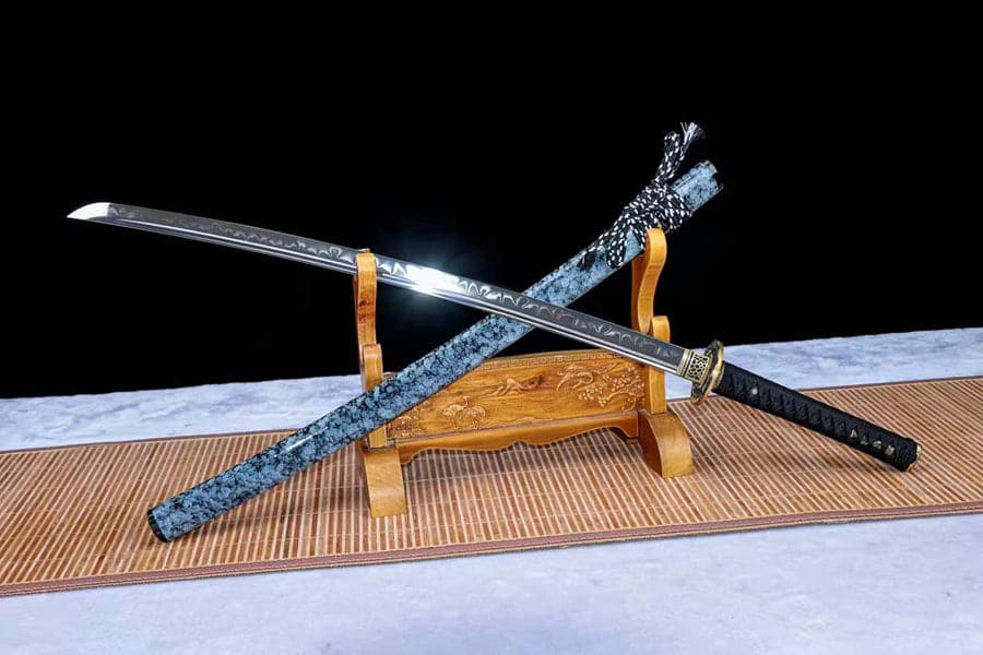 boxkatana Hand Forged Japanese Samurai Katana Fine Iron Mounted Burnt Edge T10 Carbon steel Blue